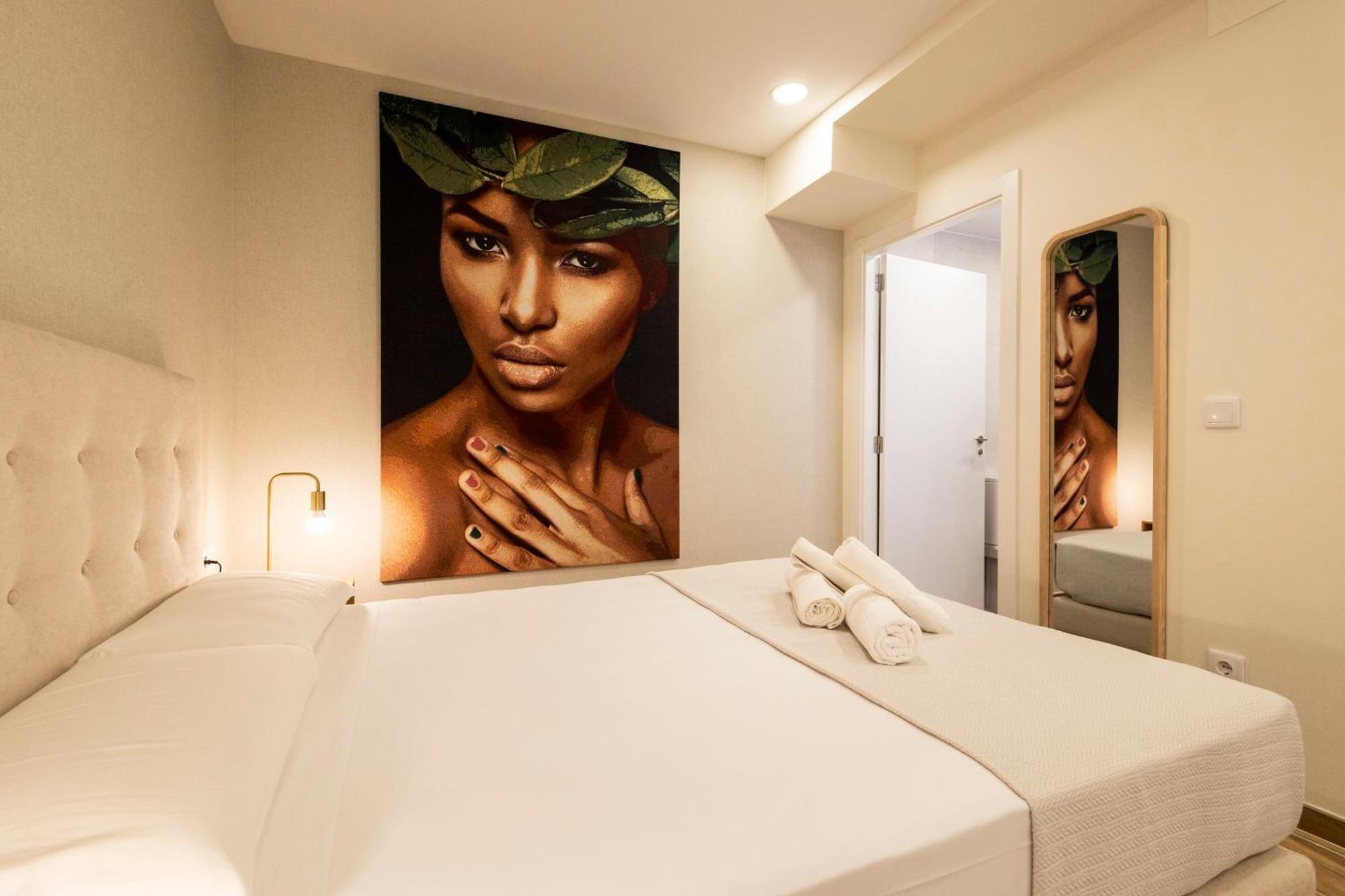 Cortes Suites By Concept Flats Valenza Esterno foto