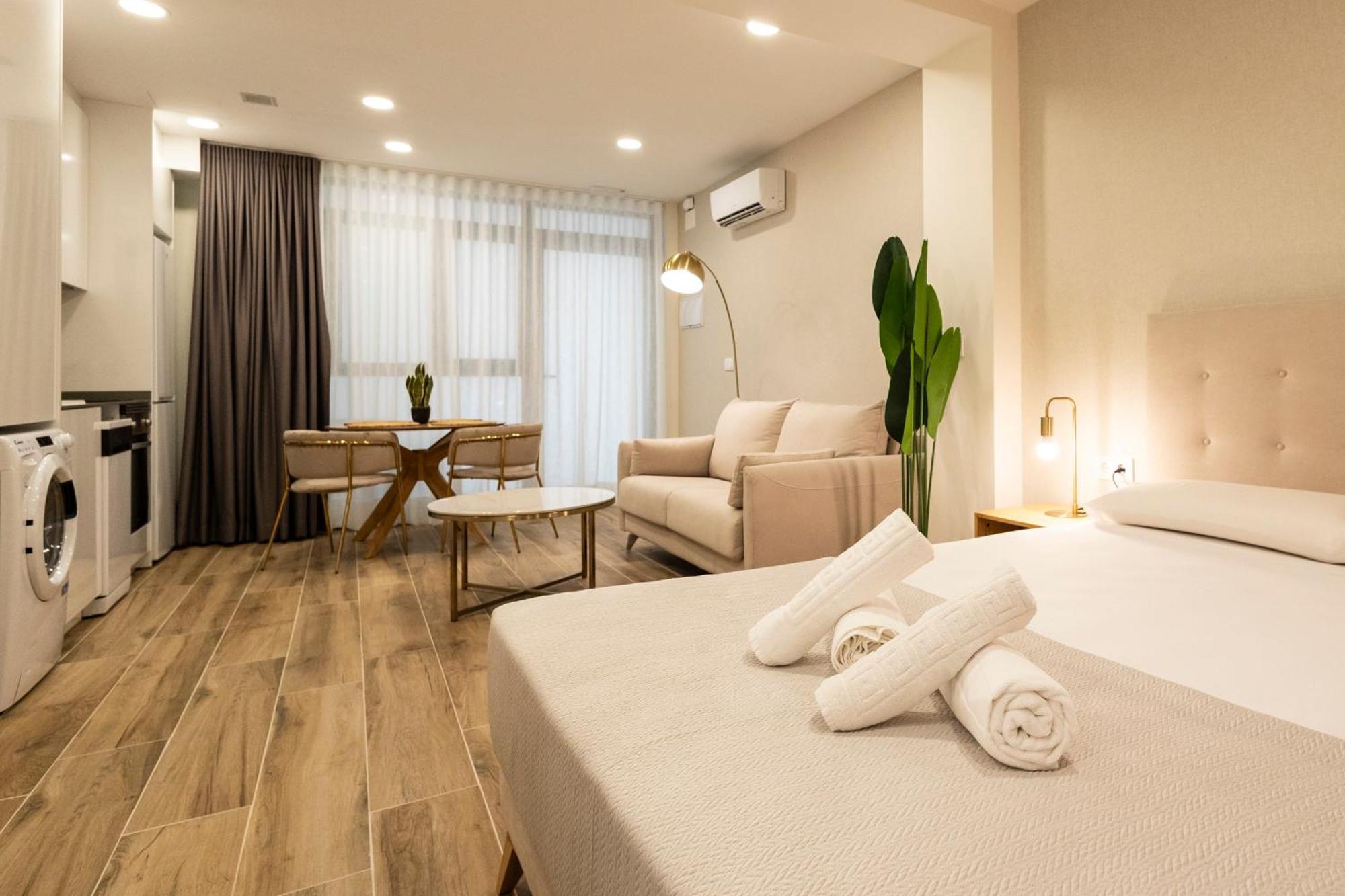 Cortes Suites By Concept Flats Valenza Esterno foto